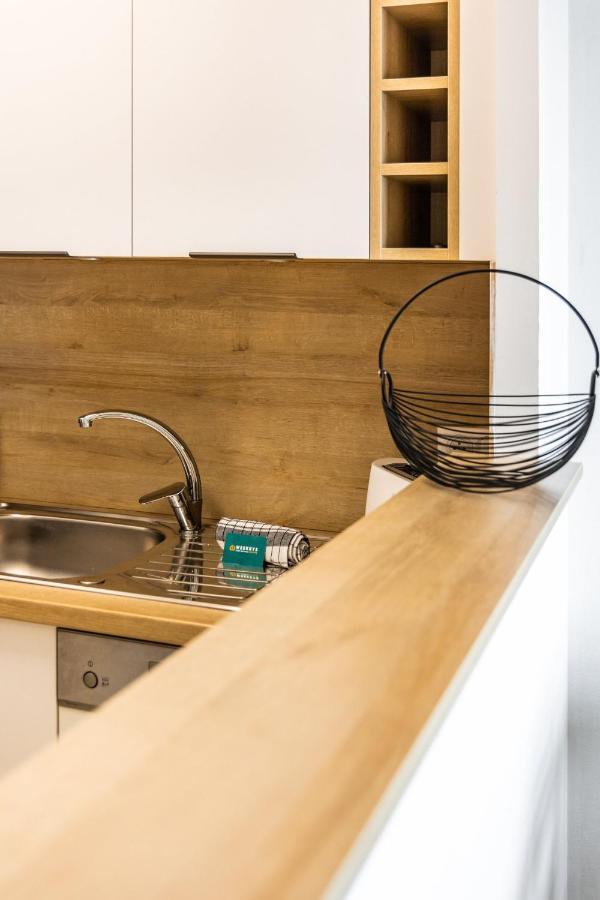 Sunshine - Appartement 2Pers - Terrasse Vue Mer - 디나르 외부 사진