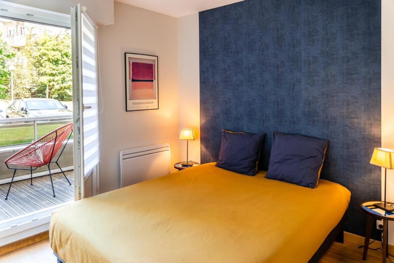 Sunshine - Appartement 2Pers - Terrasse Vue Mer - 디나르 외부 사진
